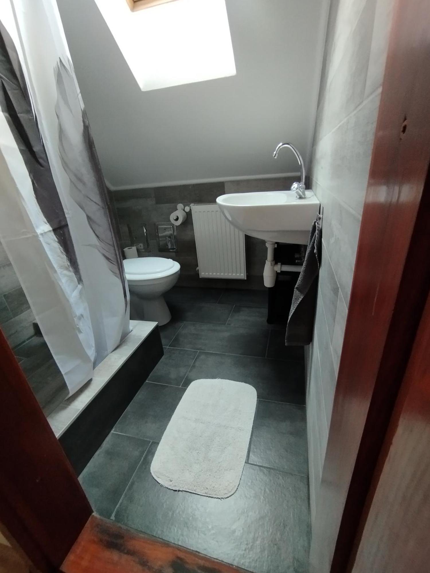 Hellasz Apartman Gyula Værelse billede